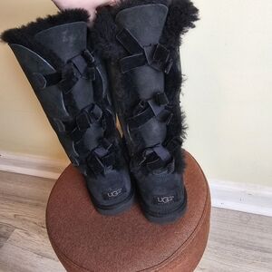 Ugg Bailey Bow Tall Sheep Boots Black Size 6